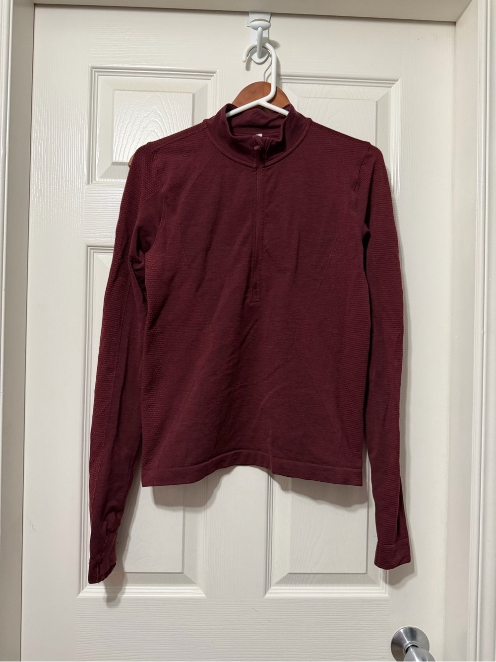 Lululemon athletica merino wool base layer half zip size 8 euc